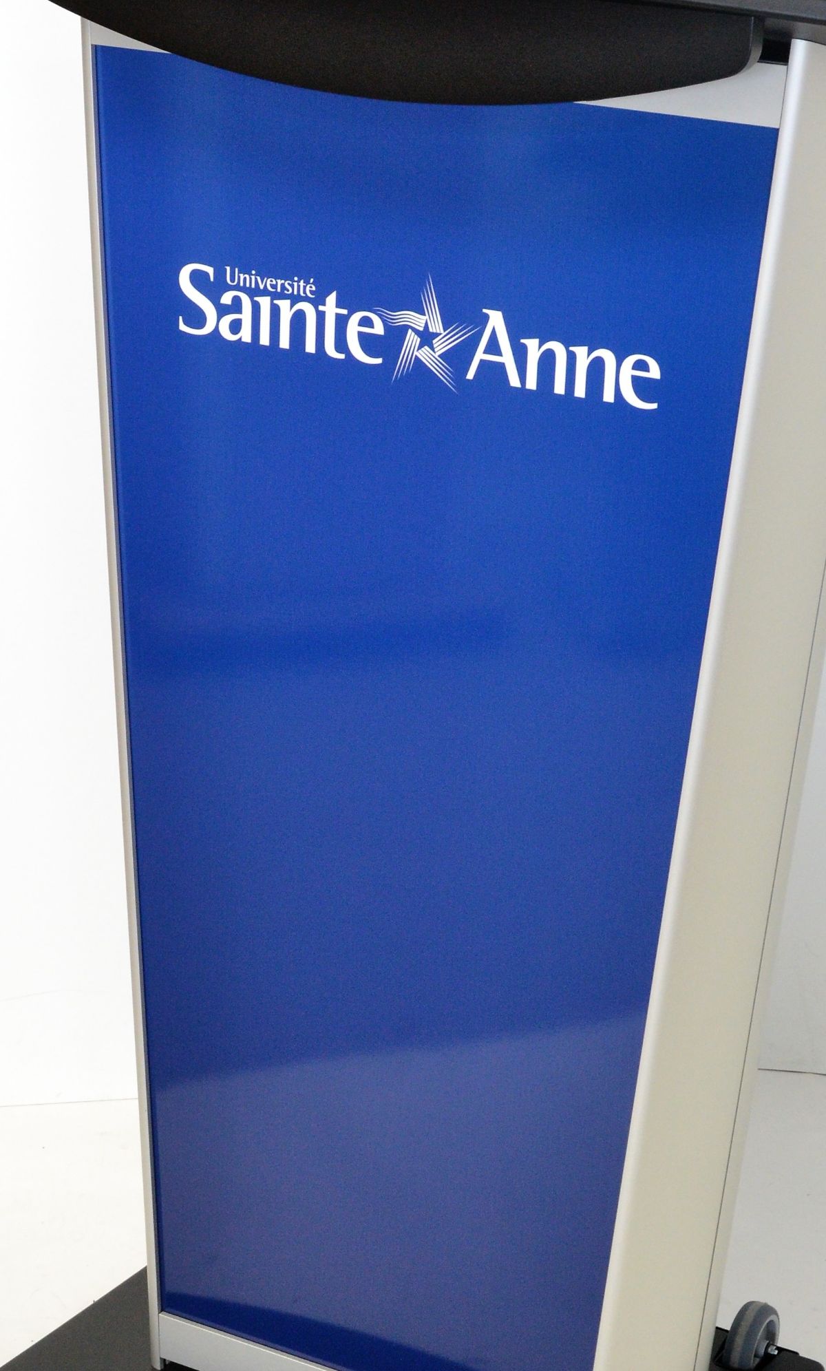 Full Panel Vinyl Overlay  University of Sainte Anne